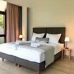 Rhoenzeit Apartements Und *