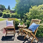 Rhoenzeit Apartements Und