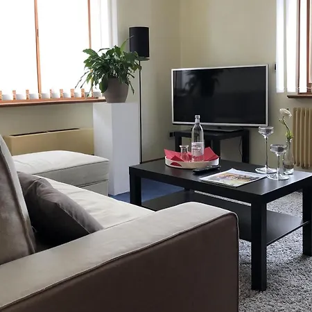 Rhoenzeit Apartements Und Apartment