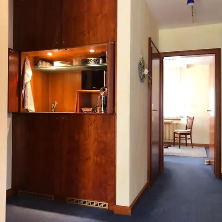 Rhoenzeit Apartements Und