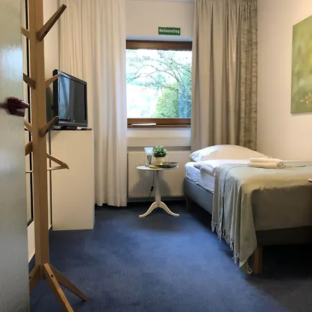 Rhoenzeit Apartements Und Apartment *