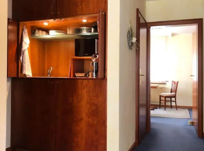 Rhoenzeit Apartements Und