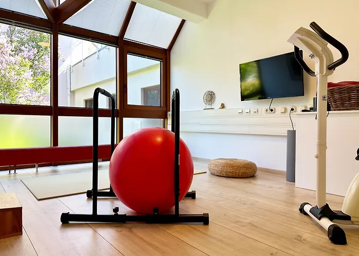 Rhoenzeit Apartements Und *